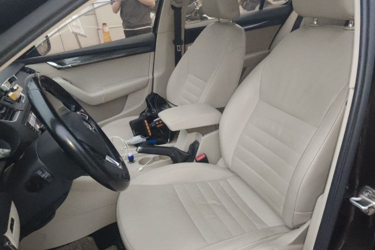 Used Skoda Octavia 2017 1.6L Automatic Smart Drive Edition
