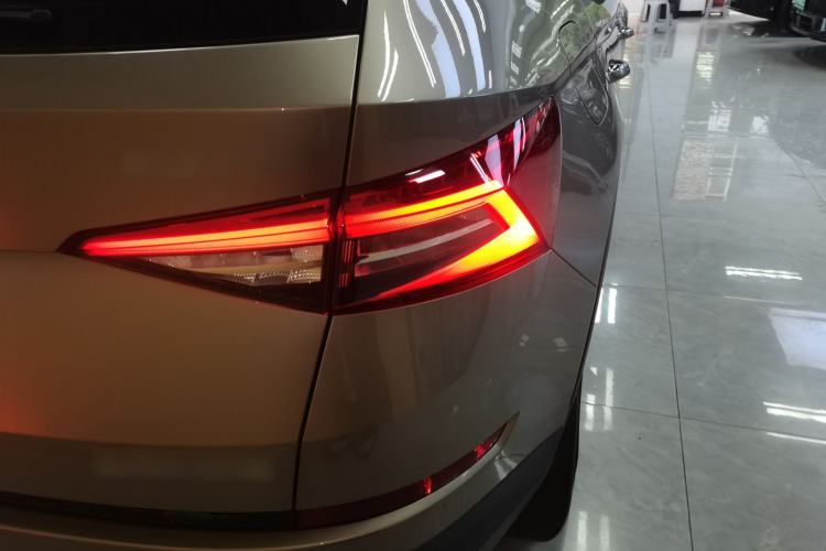 Used Skoda Kodiaq 2018 TSI330 5-Seater Two-Wheel-Drive Luxury Enjoyment Edition
