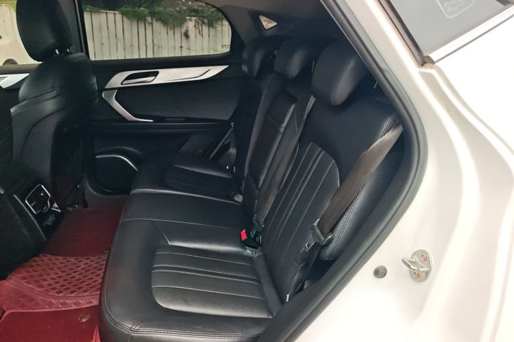 Used Soueast DX7 2018 Prime 1.8T DCT Prestige Model China V Standard Left Rear Seat