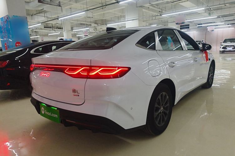 Used BYD Qin L 2025 DM-i Smart Drive 80KM Leading Model