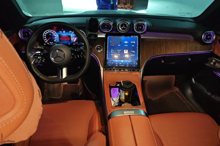 Used Mercedes-Benz GLC 2024 GLC 300 L 4MATIC Dynamic Edition 5-seater
