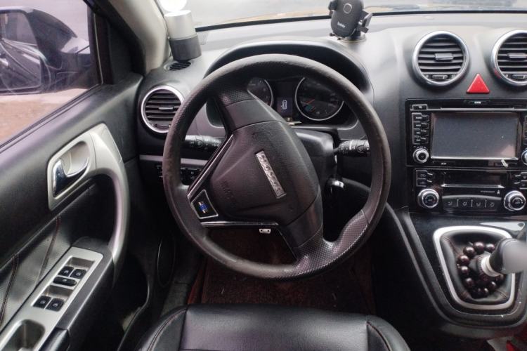 Used Haval H6 2016 Upgraded Model 1.5T Manual Two-Wheel Drive Urban Version