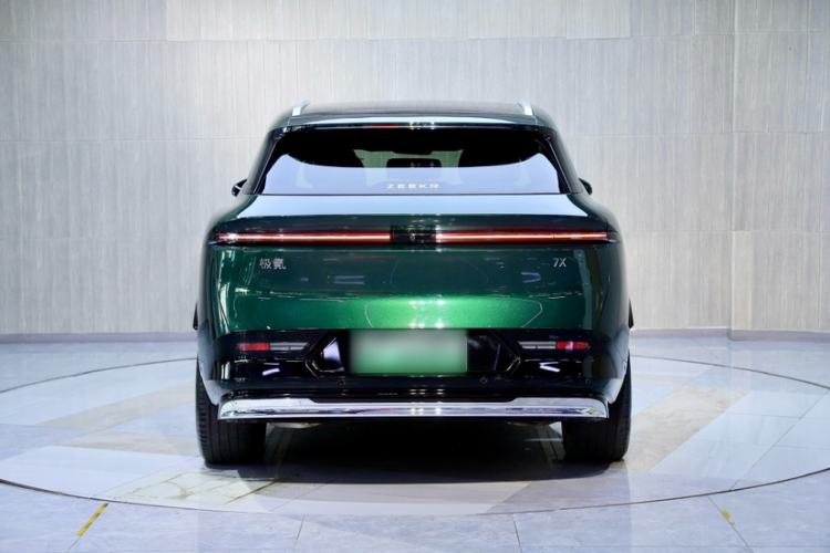 Used Zeekr 7X 2025 100kWh Long-Range All-Wheel Drive Intelligent Driving Version Exterior 2