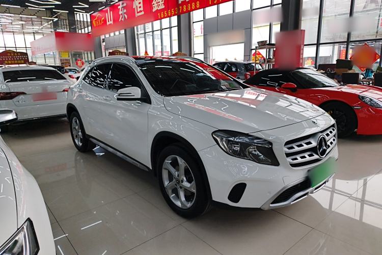Used Mercedes-Benz GLA 2019 GLA 200 Dynamic Edition Front Right 45 Deg