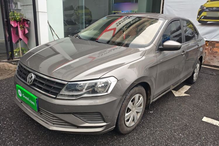 Used Volkswagen Jetta 2017 1.5L Manual Fashion Edition