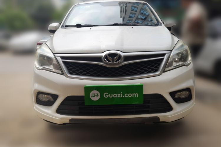 Used HYOSOW H2 2016 H2E 1.5L Elite Model BJ415B Front