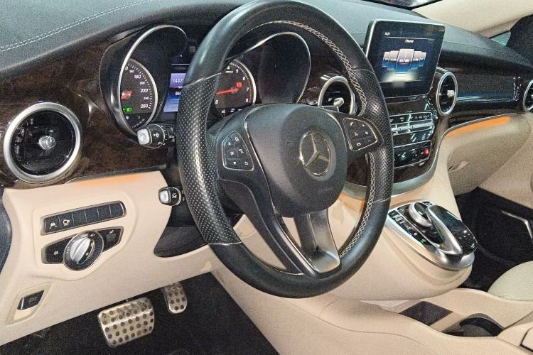 Used Mercedes-Benz V-Class 2018 V 260 L Prestige Extended Version China VI