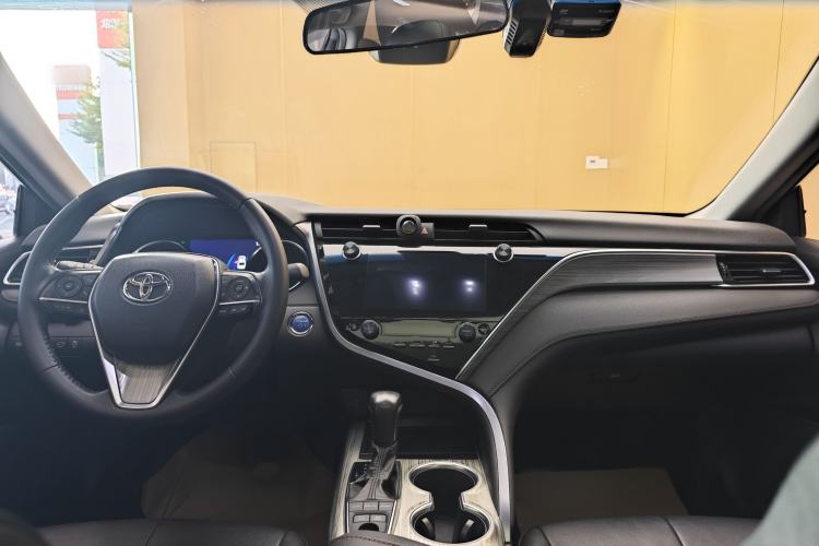 Used Toyota Camry 2019 Dual-Engine 2.5 HG Luxury Edition China VI Standard
