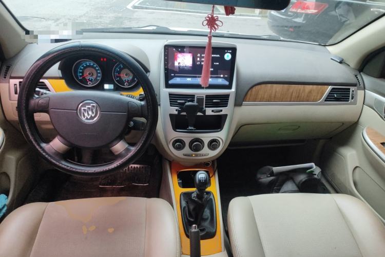 Used Buick Excelle 2015 1.5L Manual Classic Trim
