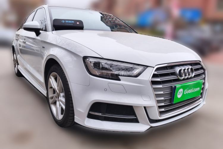 Used Audi A3 2020 Limousine 35 TFSI Fashion Edition China VI Emission Standard Front Right 45 Deg