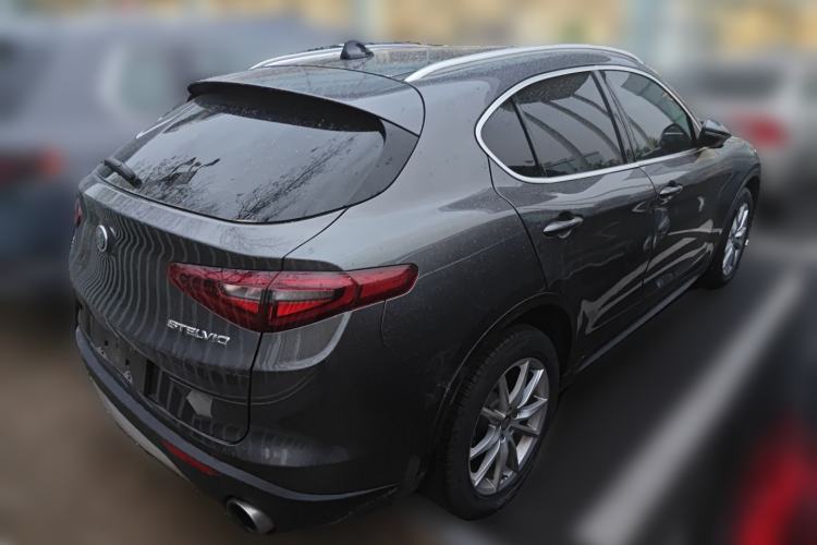 Used Alfa Romeo Stelvio 2017 2.0T 280HP Luxury Edition