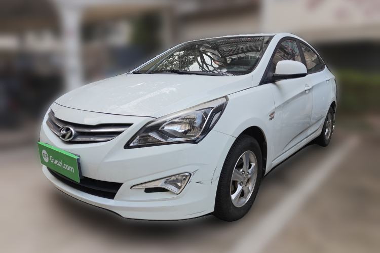Used Hyundai Verna (older generation) 2016 1.4L Manual Smart GLS Trim
