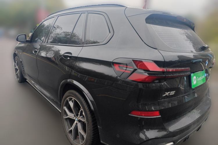 Used BMW X5 2023 xDrive 30Li Luxury M Sport Night Edition Package

