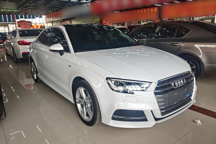 Used Audi A3 2020 Limousine 35 TFSI Fashion Edition China VI Emission Standard