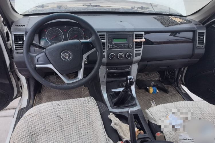 Used Foton Sapporo 2015 2.4L 2WD Comfort Edition 5555 Long G69S4M