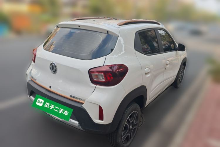 Used Dongfeng NAMMI BOX 2022 Revised Light Wind Edition 201 km Standard Version
