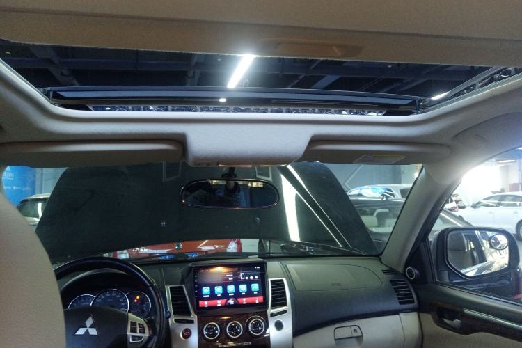 Used Mitsubishi Pajero Sport 2013 3.0L Automatic Two-Wheel Drive Luxury Edition