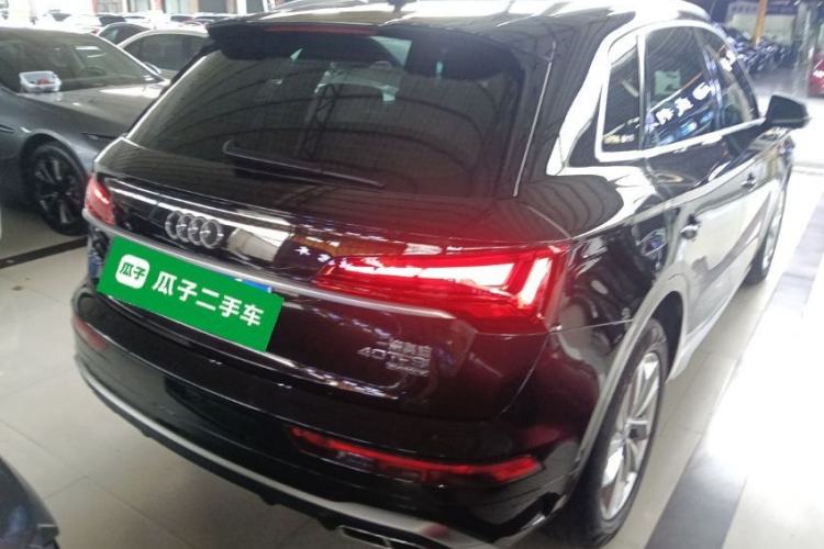 Used Audi Q5L 2022 40T Luxury Dynamic Model Rear Right 45 Deg