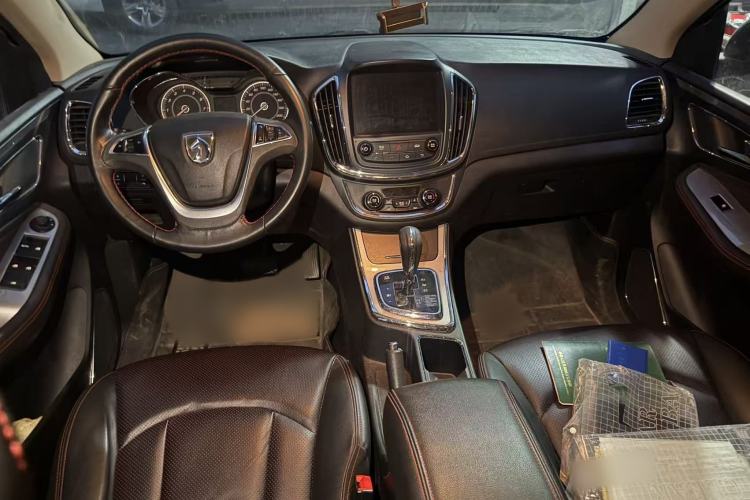Used Baojun 560 2016 1.8L iAMT Luxury Model