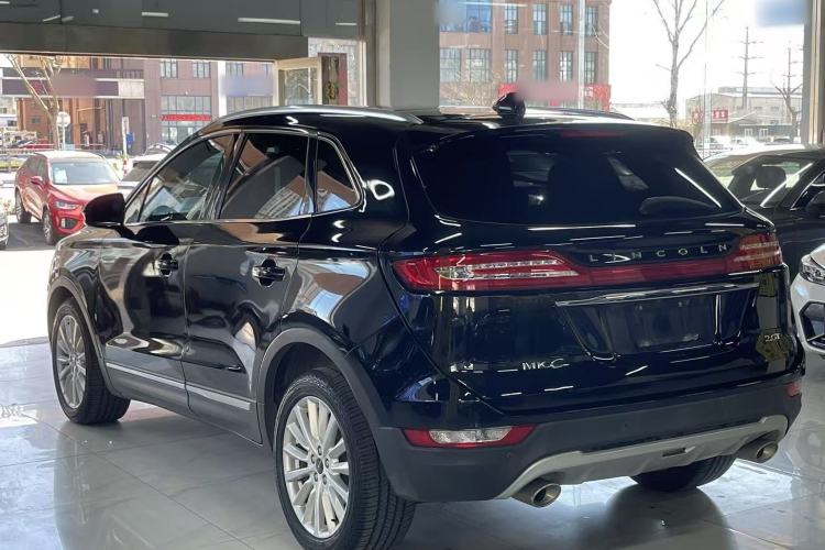 Used Lincoln MKC 2019 2.0T Two-Wheel Drive Luxury Edition China VI Standard Exterior 3