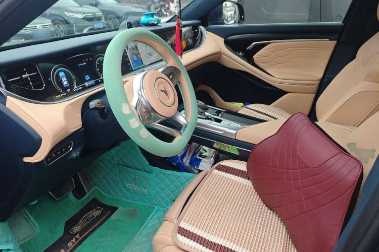 Used VOYAH FREE 2021 Four-Wheel Drive Standard Range-Extended Exclusive Luxury Package