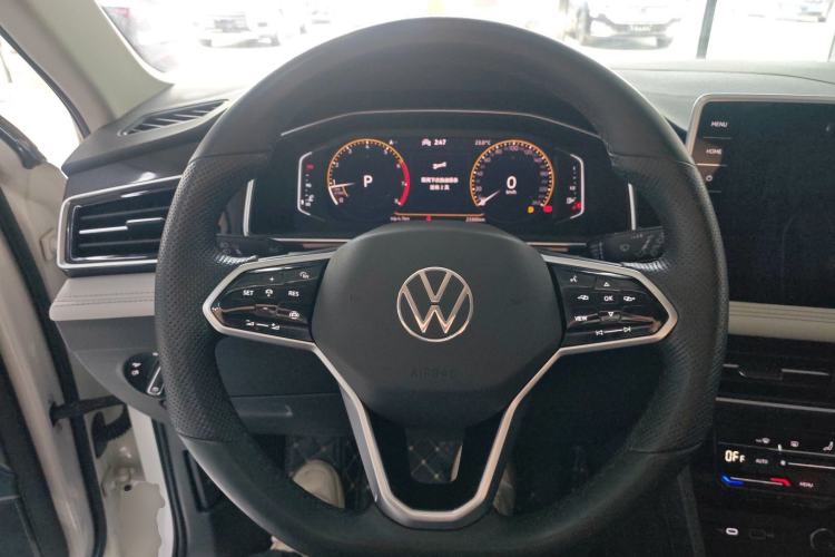 Used Volkswagen Tiguan L 2022 330TSI Automatic Two-Wheel Drive Smart Edition Steering Wheel