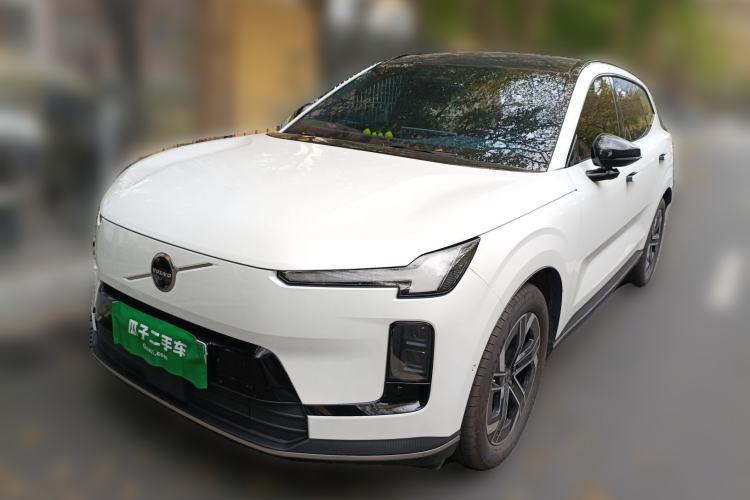 Used Volvo XC70 Plug-in Hybrid 2026 Model Four-Wheel Drive Long-Range Core