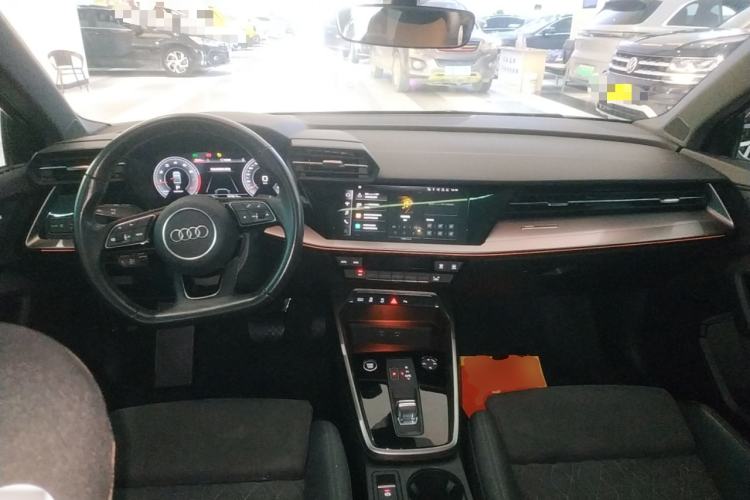 Used Audi A3 2024 A3L Limousine 35 TFSI Luxury Sport Edition Center Console