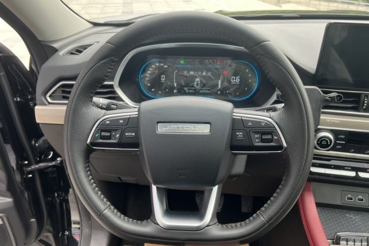 Used JETOUR X70 2023 1.5T DCT Beyond PRO Edition 5-Seater
