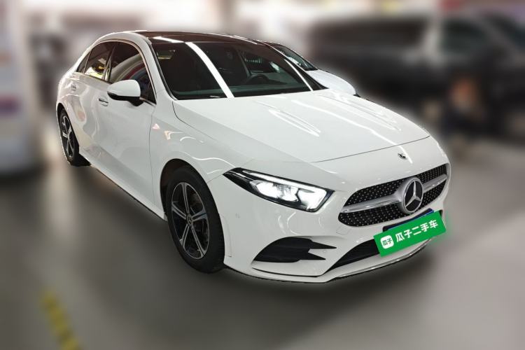 Used Mercedes-Benz A-Class 2022 Revised Version A 200 L Sport Sedan Fashionable Style