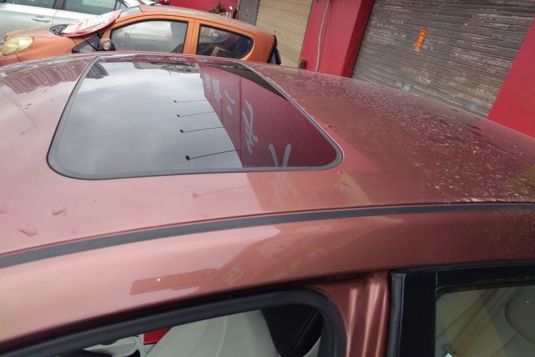 Used Venucia D60 2018 1.6L CVT Smart Connect Elite Edition