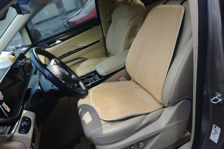 Used Buick GL8 2023 ES Lu Zun Deluxe Model
