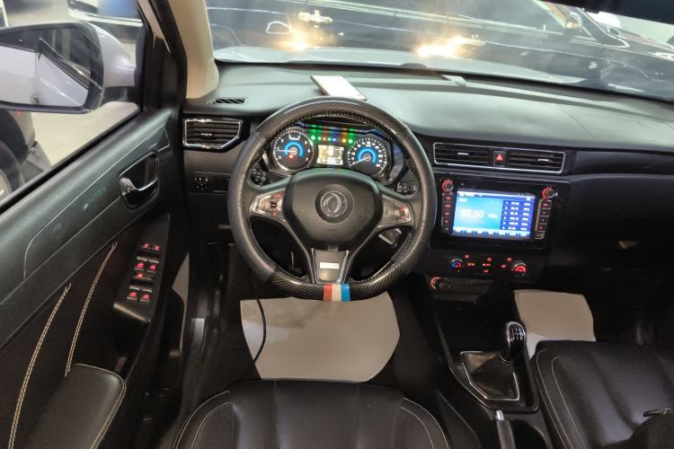 Used Dongfeng Fengon 580 2017 1.8L Manual Comfort Model
