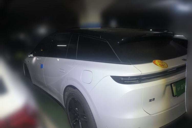 Used Li Auto i6 2025 Model Two-Wheel-Drive Standard Type Rear Left 45 Deg