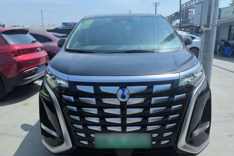 Used Denza D9 2022 DM-i 970 Four-Wheel Drive Prestige Model Front