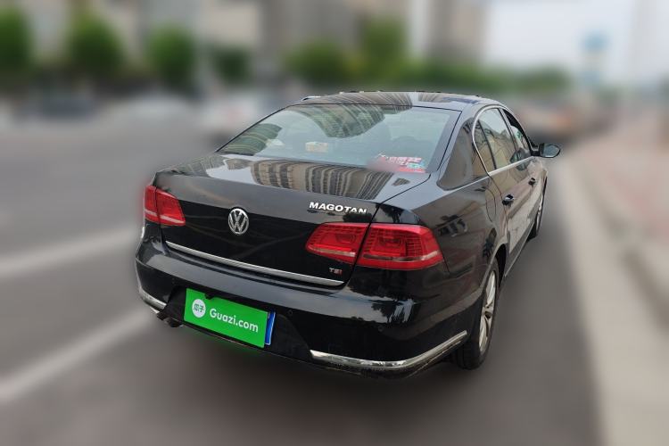 Used Volkswagen Magotan 2013 1.8TSI Luxury Model Rear Right 45 Deg