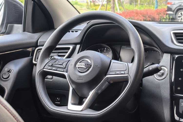 Used Nissan Qashqai 2022 2.0L CVT XV Smart Enjoyment Version Interior 8