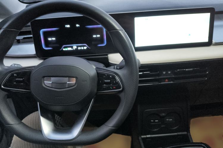 Used Geometry E Firefly 2023 401KM Linglong Tiger 5-Seater
