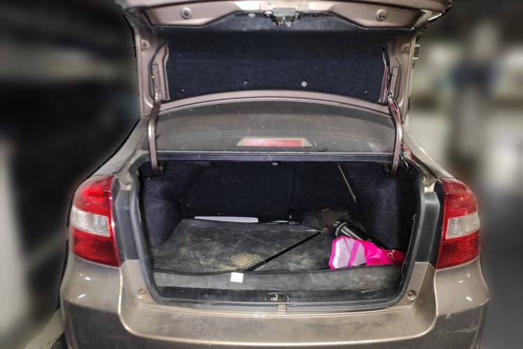 Used Suzuki SX4 S-Cross 2012 1.6L Automatic Practical Upgrade Edition Trunk