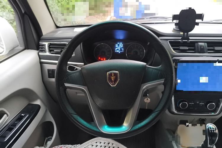 Used Jinbei Hiace X30 2021 1.5L Deluxe Edition Aluminum Wheels Two-Tone Design Central Air Conditioning MP5 Version Van China VI Standard SWC15M