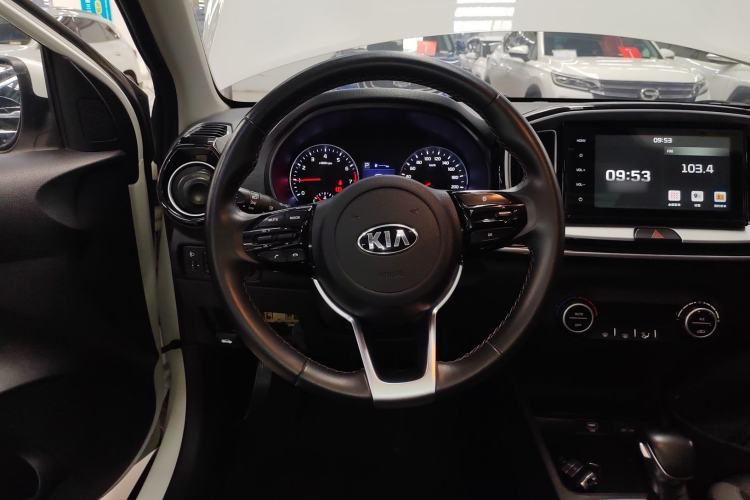 Used Kia kx1 Stonic 2019 1.4L Automatic Fun Edition China VI Steering Wheel