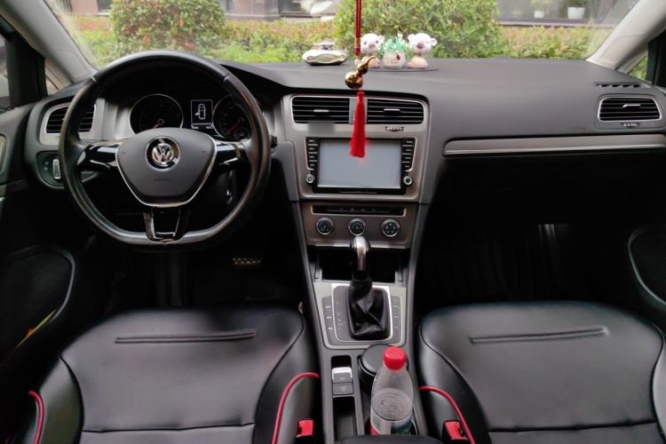 Used Volkswagen Golf 2015 1.4TSI Automatic Comfort Model
