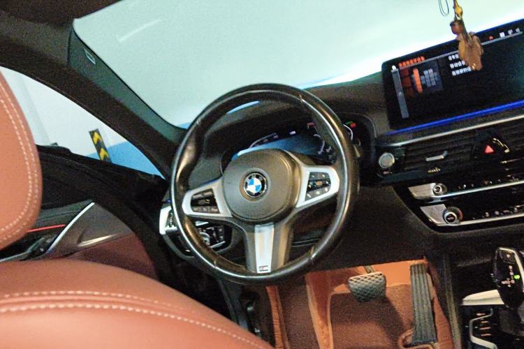 Used BMW 5 Series 2021 525Li M Sport Package
