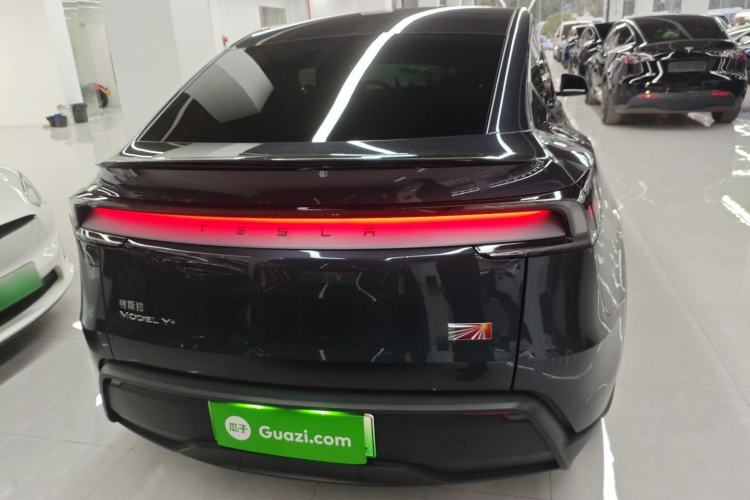 Used Tesla Model Y 2025 Long-Range All-Wheel Drive First Edition