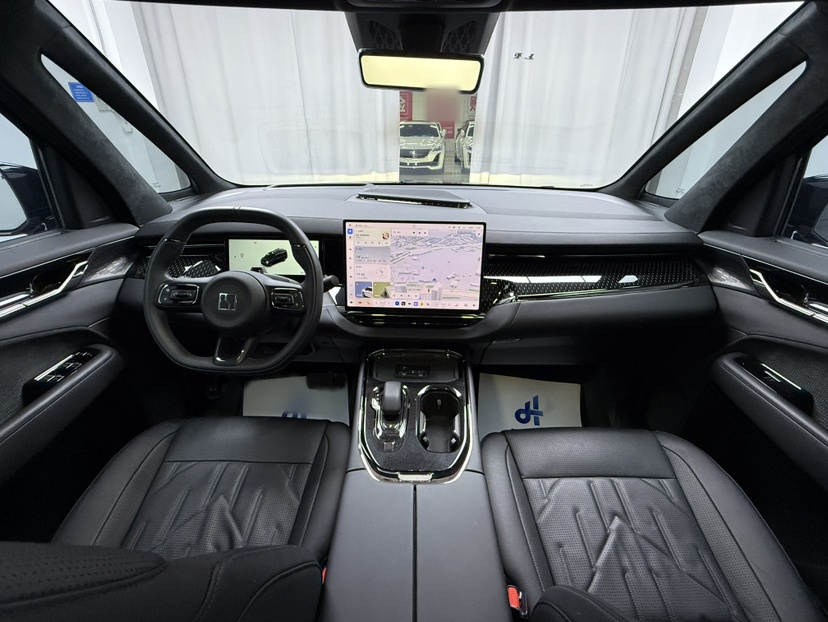 Zeekr 009 2024 7-Seater Walk-Through Version Four-Wheel Drive 108 kWh — снимка 20