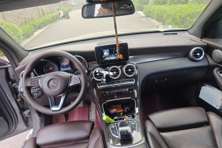 Used Mercedes-Benz GLC 2016 GLC 260 4MATIC Luxury Model