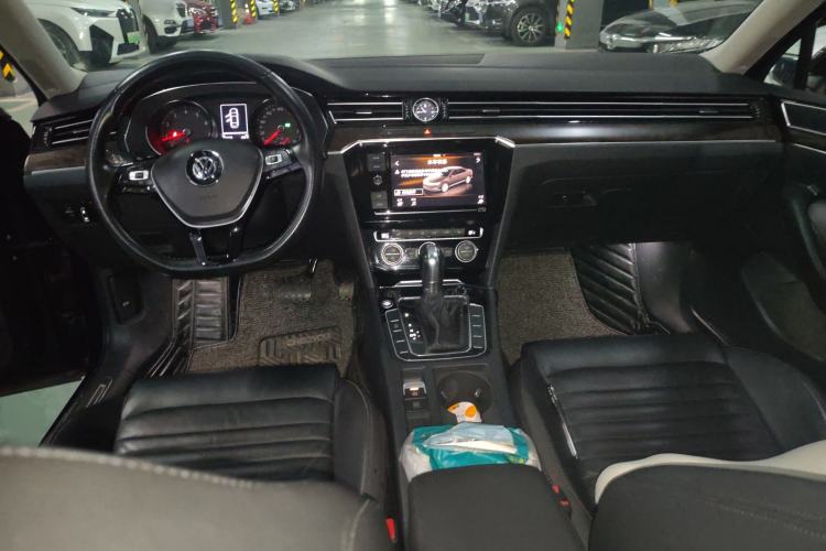 Used Volkswagen Magotan 2019 330TSI DSG Luxury Version China VI Standard
