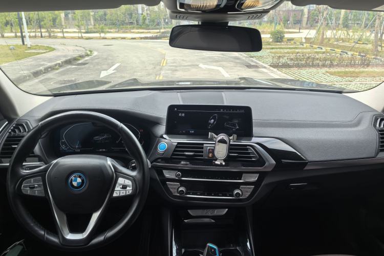 Used BMW iX3 2021 Leading Model