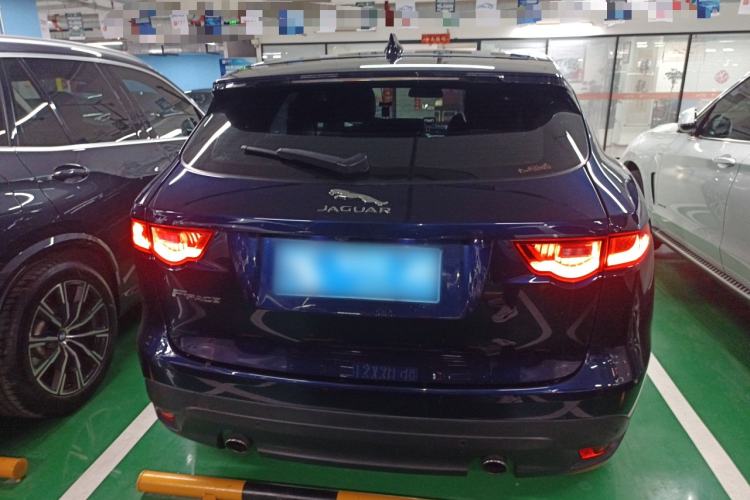 Used Jaguar F-PACE 2016 2.0T Two-Wheel-Drive R-Sport Sport Edition
