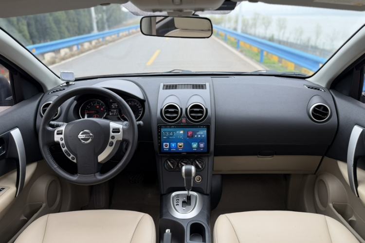 Used Nissan Qashqai 2015 2.0 XL Coolfire CVT 2WD Audio And AC Panel